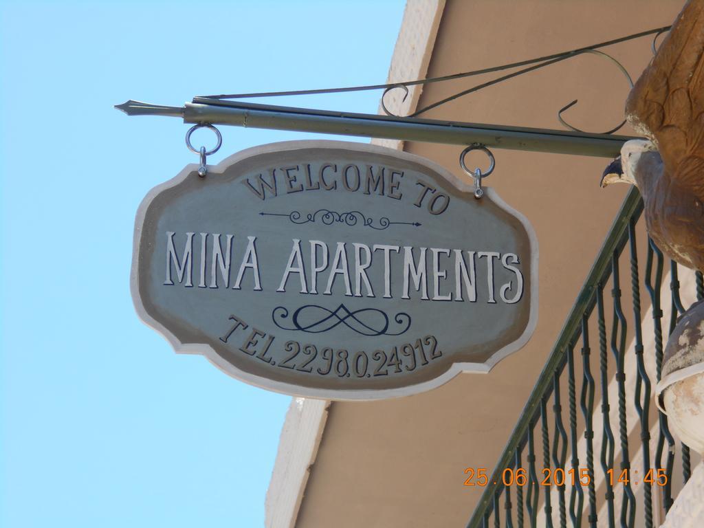 Poros Town Mina Apartments מראה חיצוני תמונה
