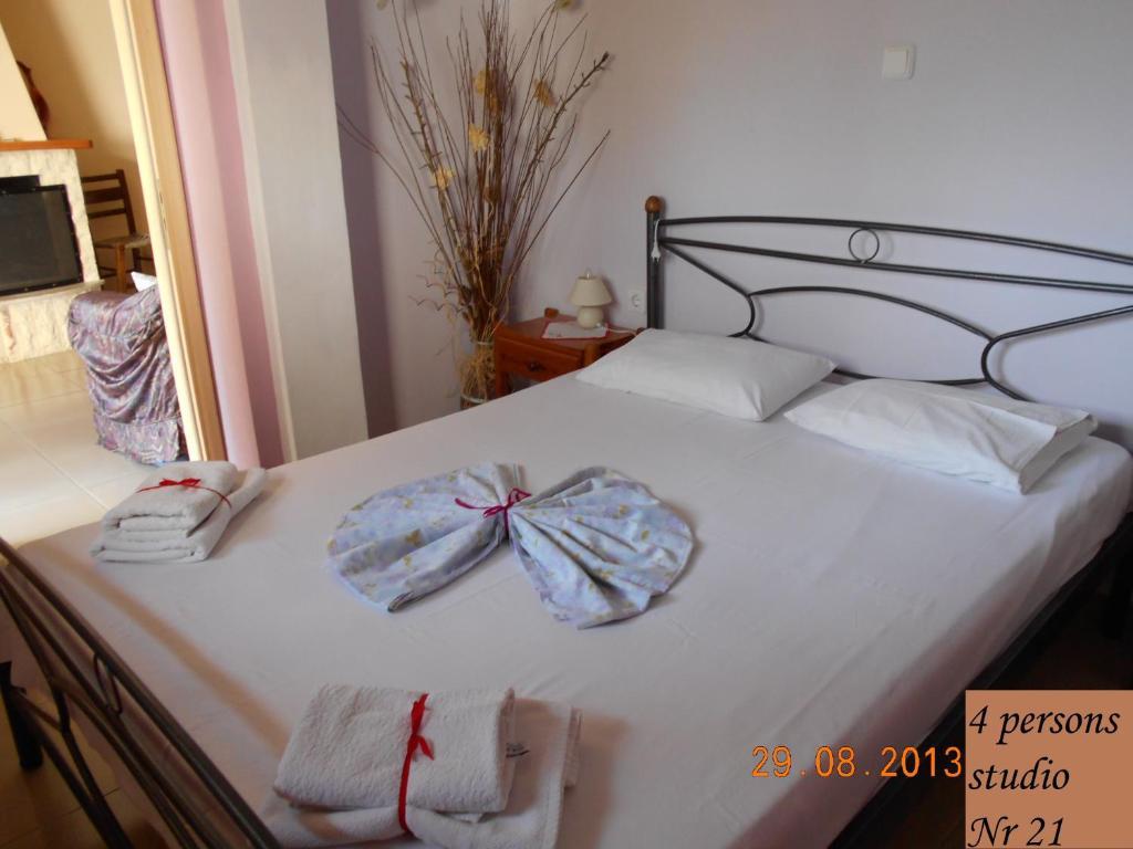 Poros Town Mina Apartments חדר תמונה