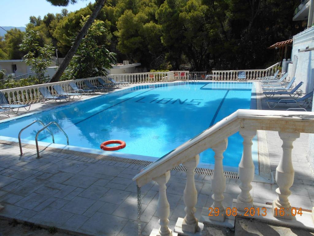 Poros Town Mina Apartments מראה חיצוני תמונה